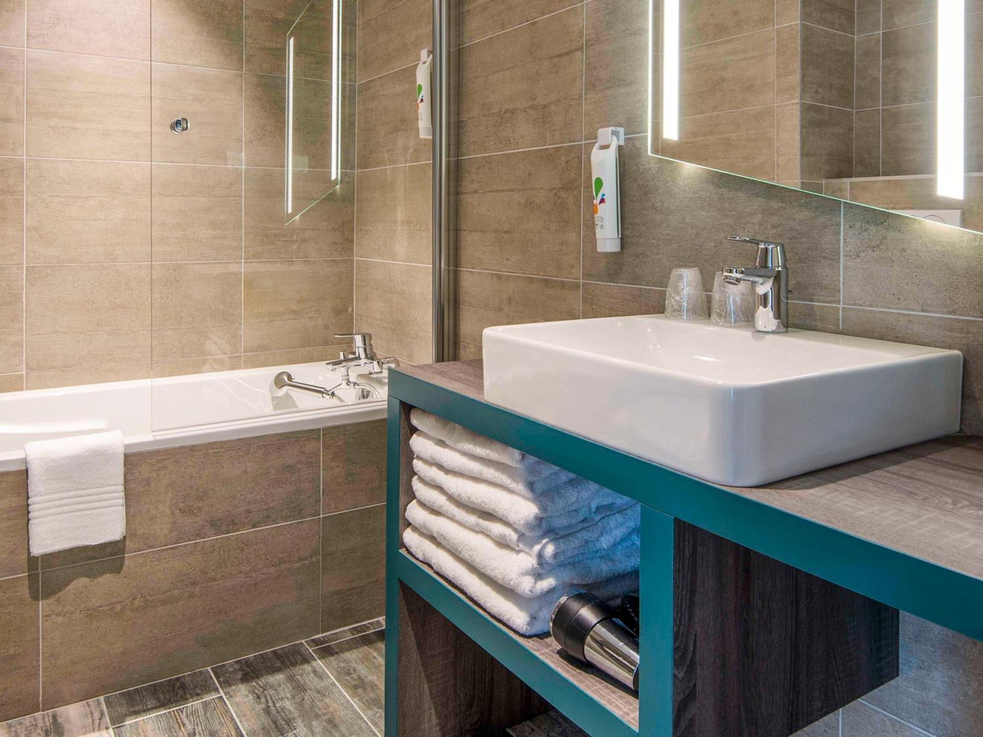 Ibis Styles Sallanches Pays Du Mont-Blanc Exteriör bild