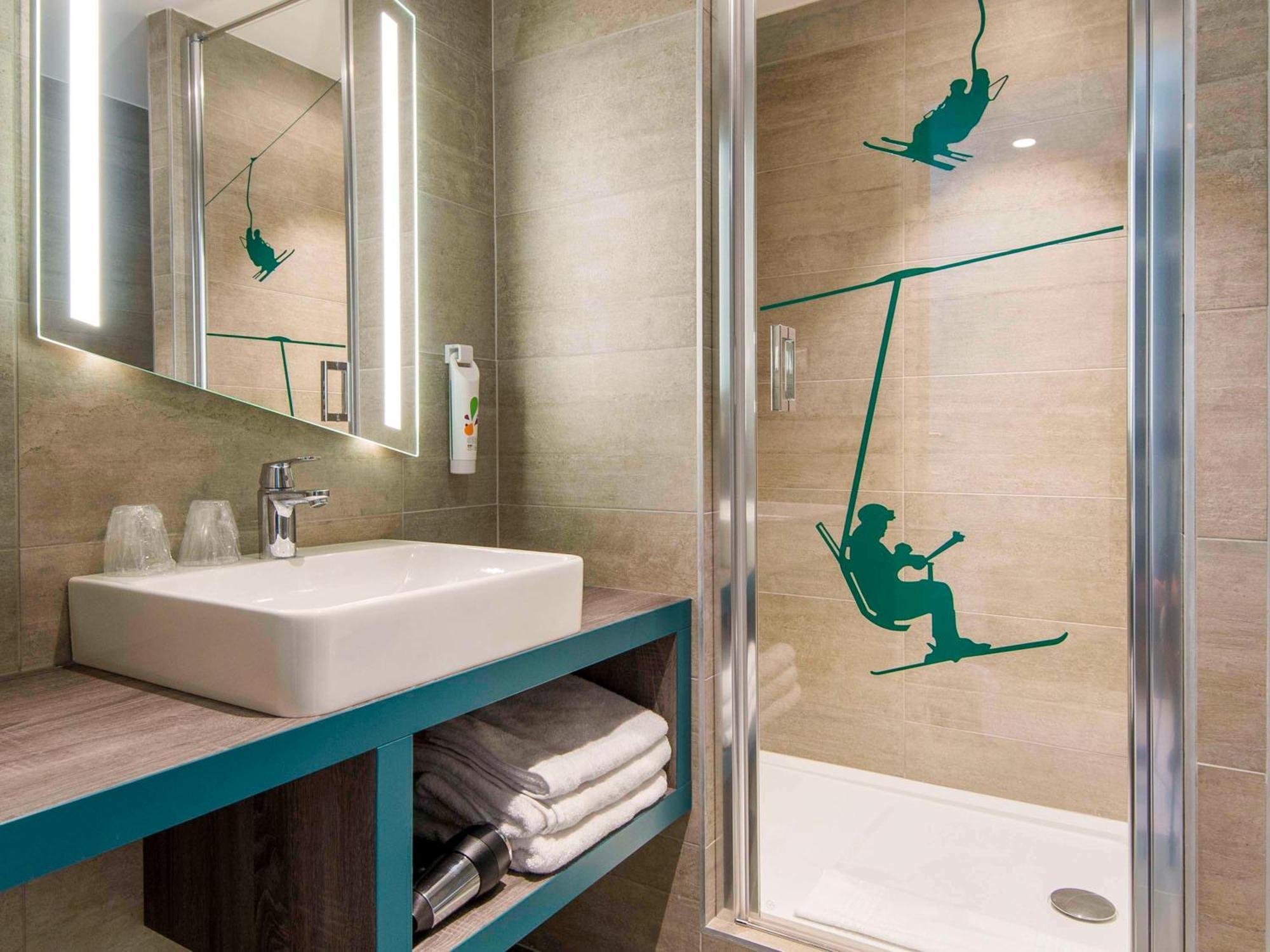 Ibis Styles Sallanches Pays Du Mont-Blanc Exteriör bild