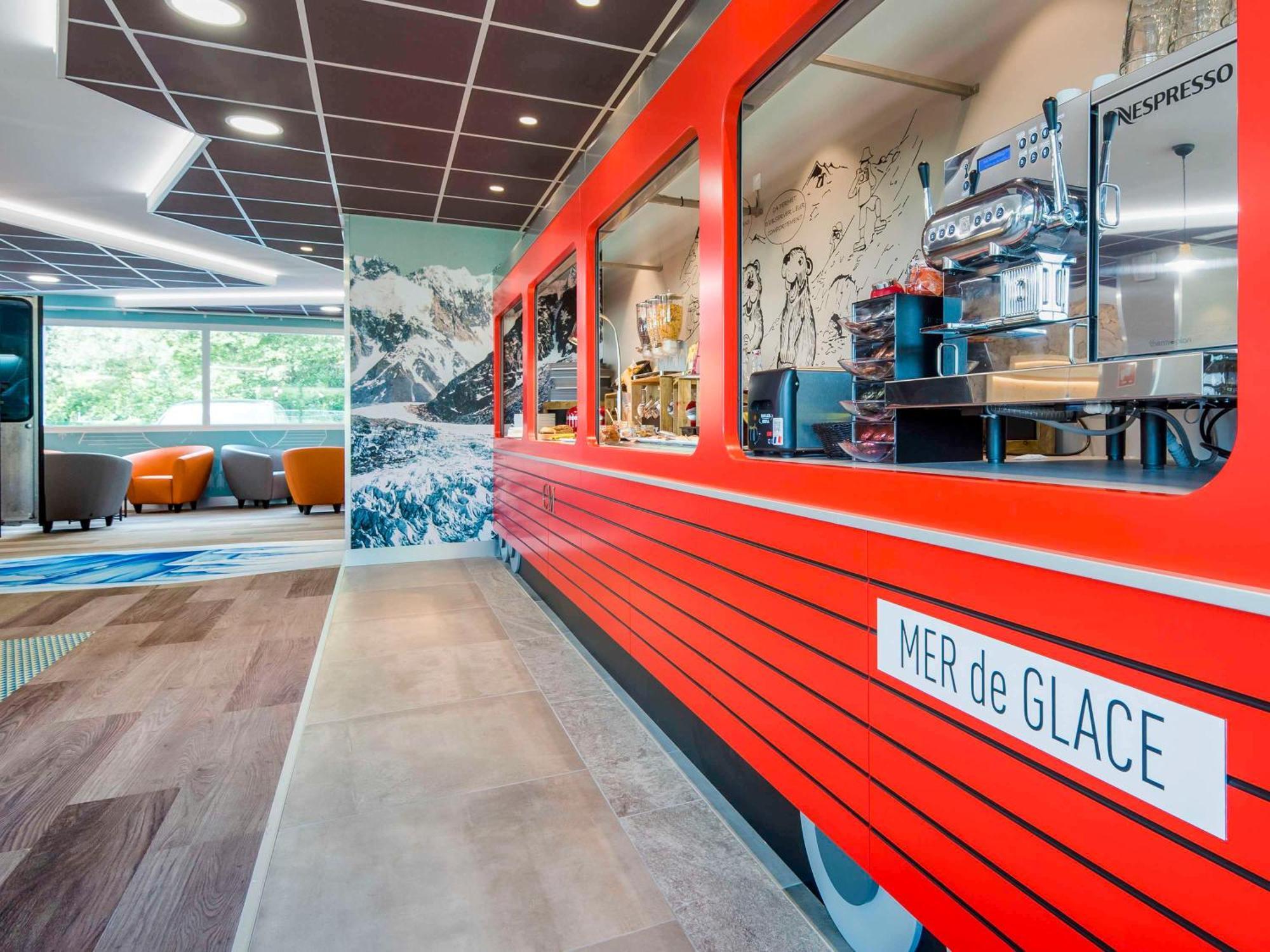 Ibis Styles Sallanches Pays Du Mont-Blanc Exteriör bild