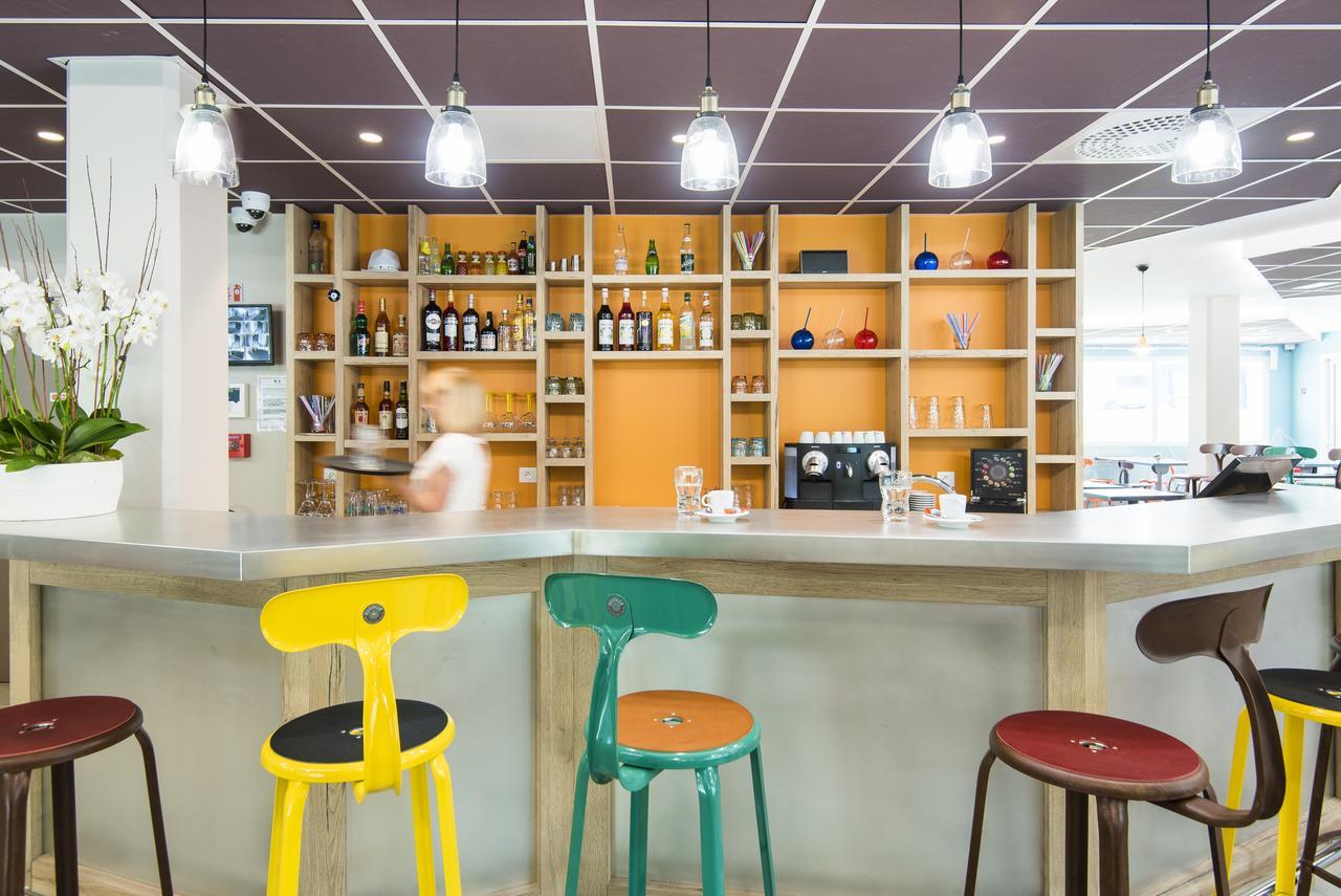 Ibis Styles Sallanches Pays Du Mont-Blanc Exteriör bild