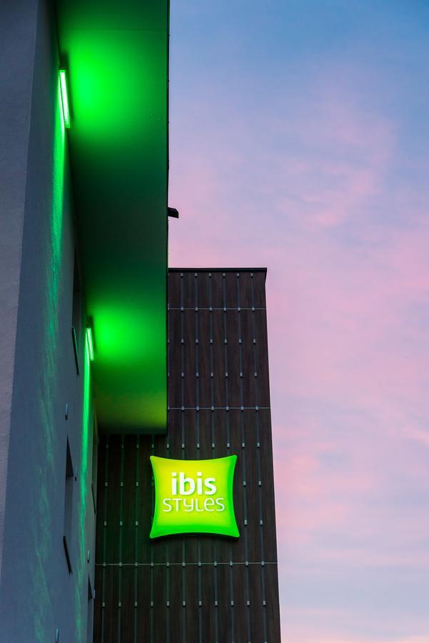 Ibis Styles Sallanches Pays Du Mont-Blanc Exteriör bild